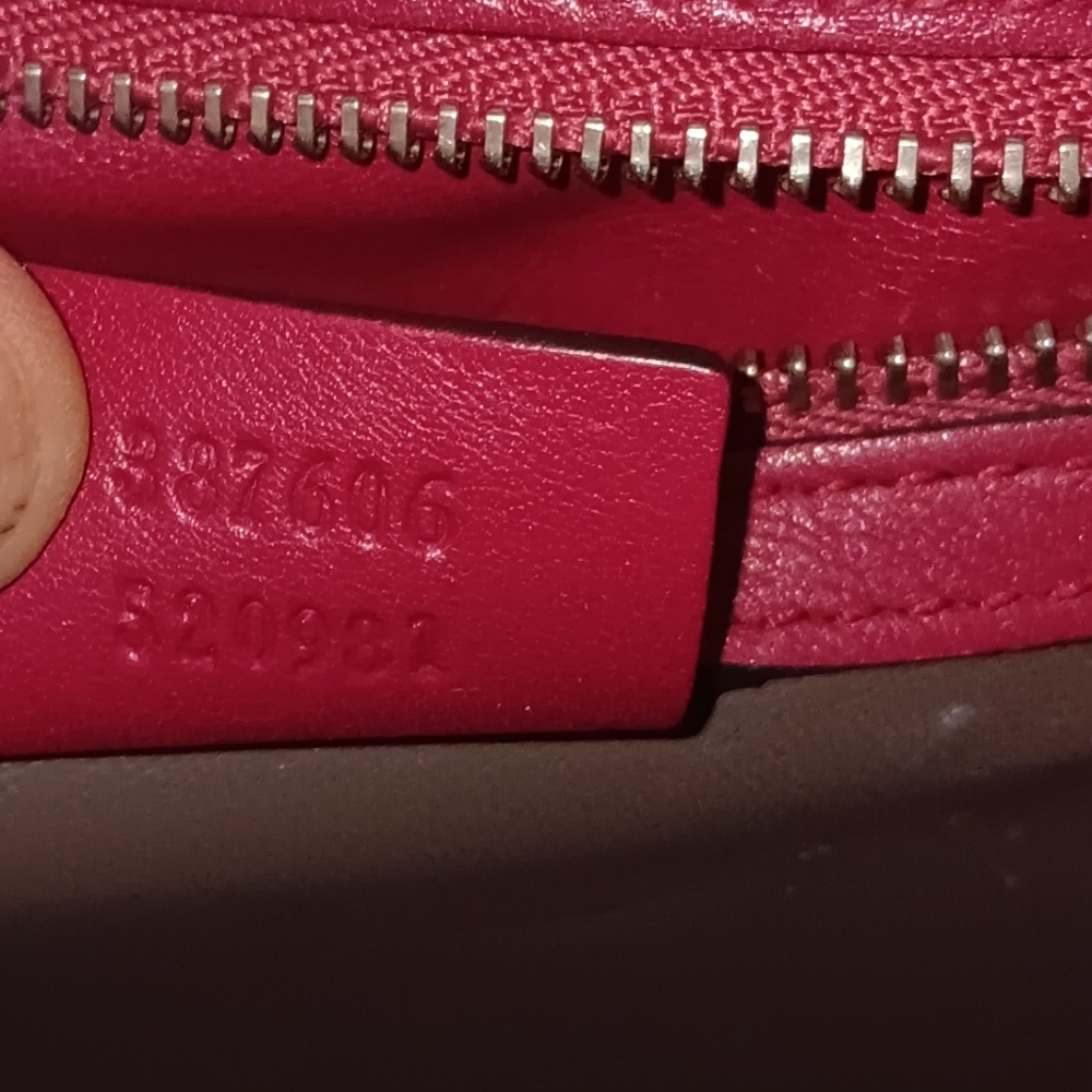 Gucci GG Rare Pink Patent Leather Chain Crossbody Bag - Picture 6 of 7